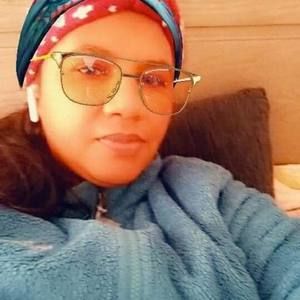 Meet your Posher, Carla